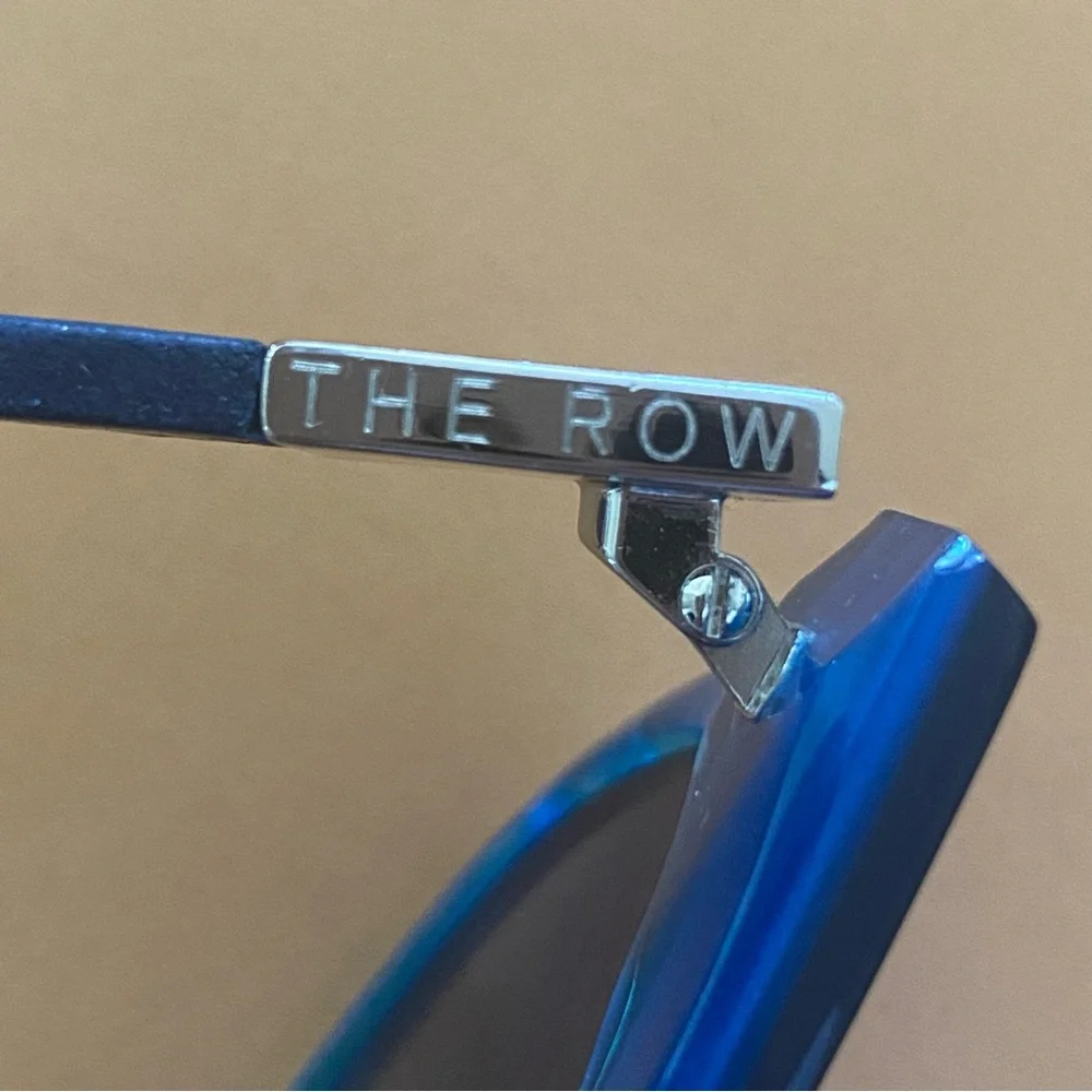 Linda Farrow x The Row Sunglasses - Picture 14 of 15